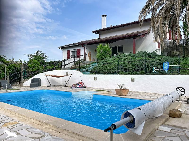 Vente Maison HASPARREN - 8 pièces -175 m² - (64240)