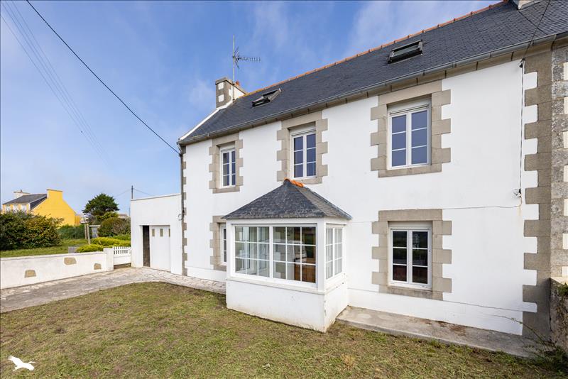 Vente Maison PLOGOFF - 4 pièces -106 m² - (29770)