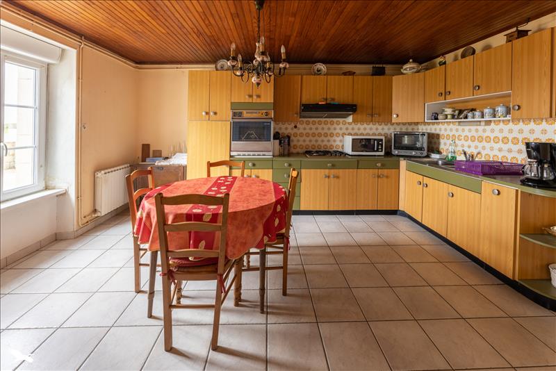 Vente Maison PLOGOFF - 4 pièces -106 m² - (29770)