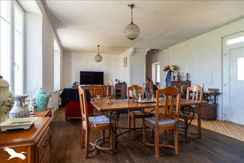 Vente Maison PLOZEVET - 4 pièces -130 m² - (29710)