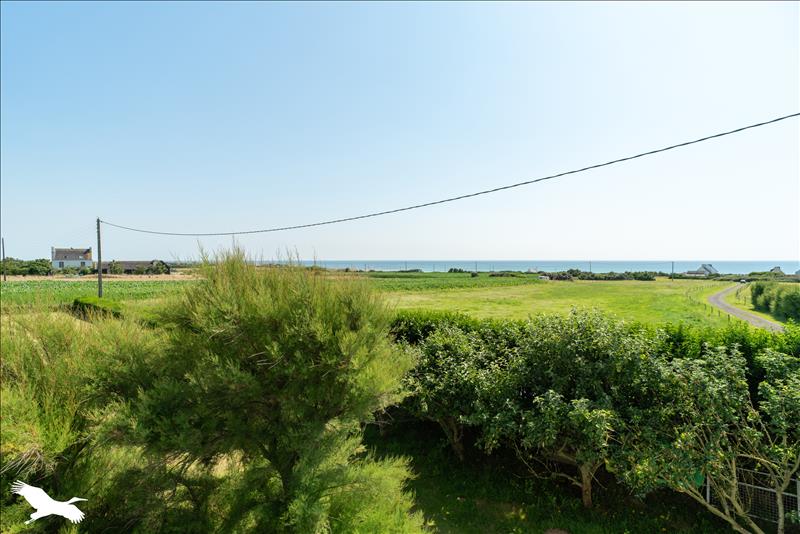 Vente Maison PLOZEVET - 4 pièces -130 m² - (29710)