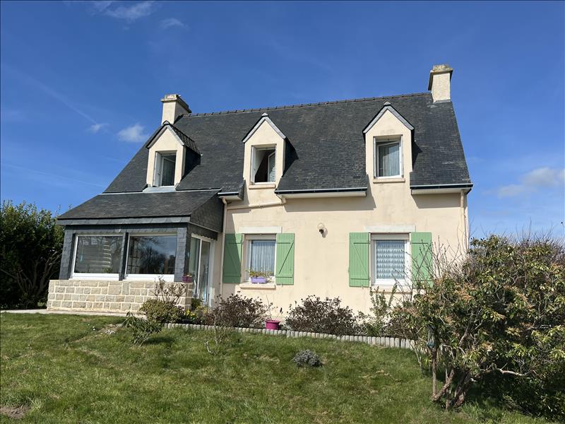 Vente Maison MAHALON - 6 pièces -126 m² - (29790)