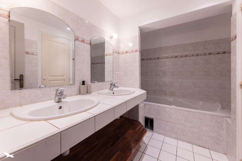 Vente Appartement AUDIERNE - 5 pièces -140 m² - (29770)
