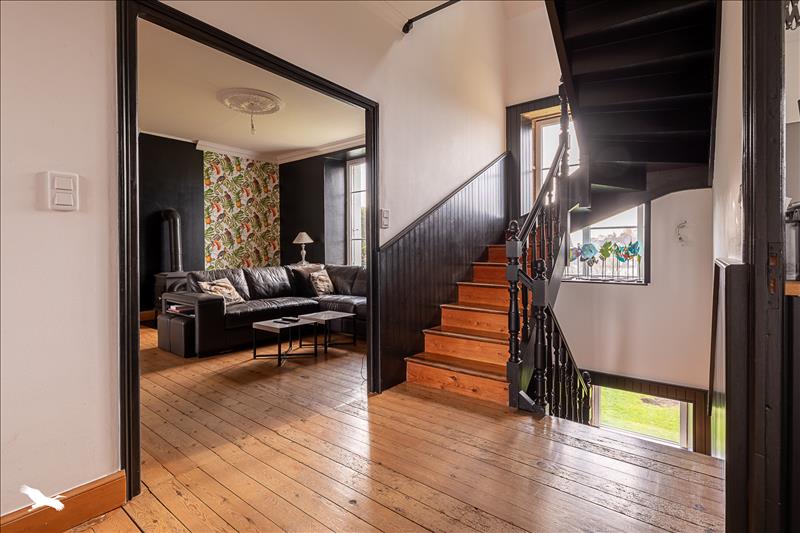 Vente Maison PLOZEVET - 8 pièces -206 m² - (29710)