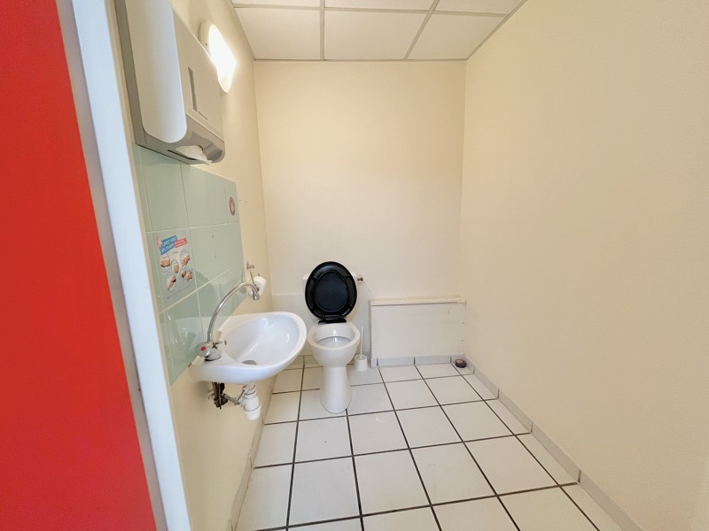 Vente Immeuble CARHAIX PLOUGUER - -  140 m² - (29270)