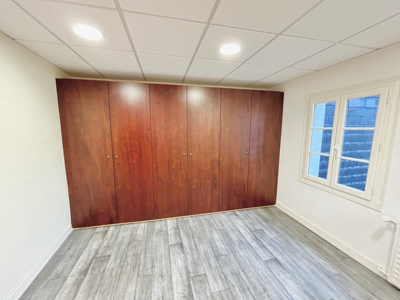 Vente Immeuble CARHAIX PLOUGUER - -  140 m² - (29270)