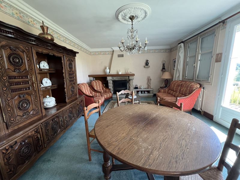 Vente Maison CARHAIX PLOUGUER - 5 pièces -117 m² - (29270)