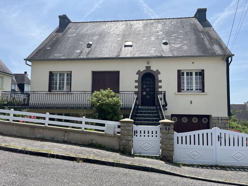 Vente Maison CARHAIX PLOUGUER - 7 pièces -145 m² - (29270)