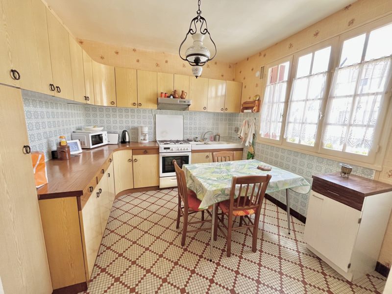 Vente Maison CARHAIX PLOUGUER - 7 pièces -145 m² - (29270)