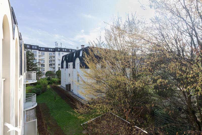 Vente Appartement LA GARENNE COLOMBES - 3 pièces -68 m² - (92250)