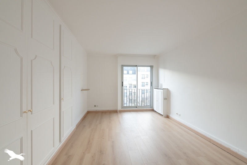 Vente Appartement LA GARENNE COLOMBES - 3 pièces -73 m² - (92250)
