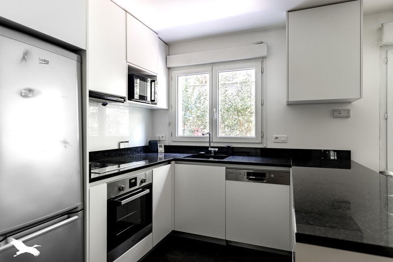 Vente Appartement LA GARENNE COLOMBES - 2 pièces -45 m² - (92250)