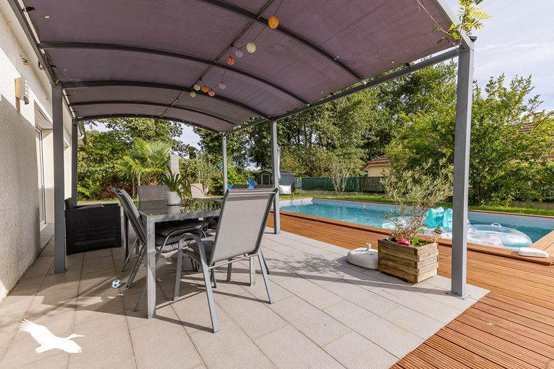 Vente Maison OUSSE - 8 pièces -220 m² - (64320)