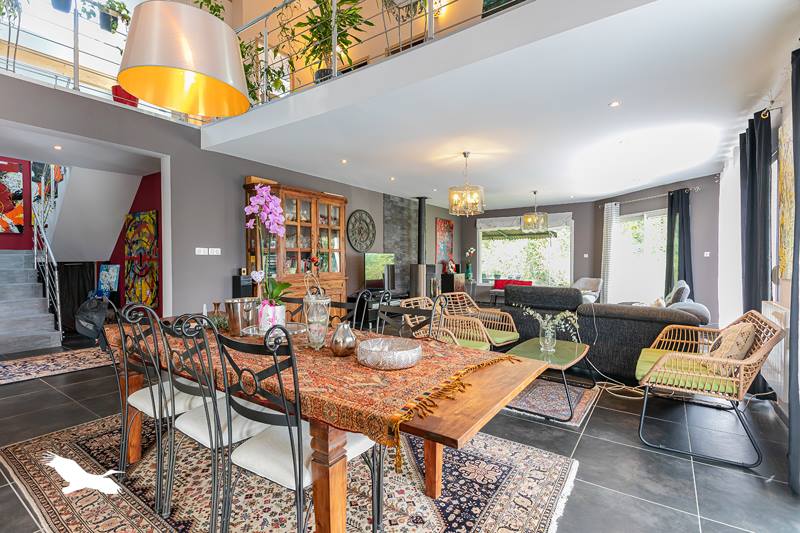 Vente Maison OUSSE - 8 pièces -220 m² - (64320)