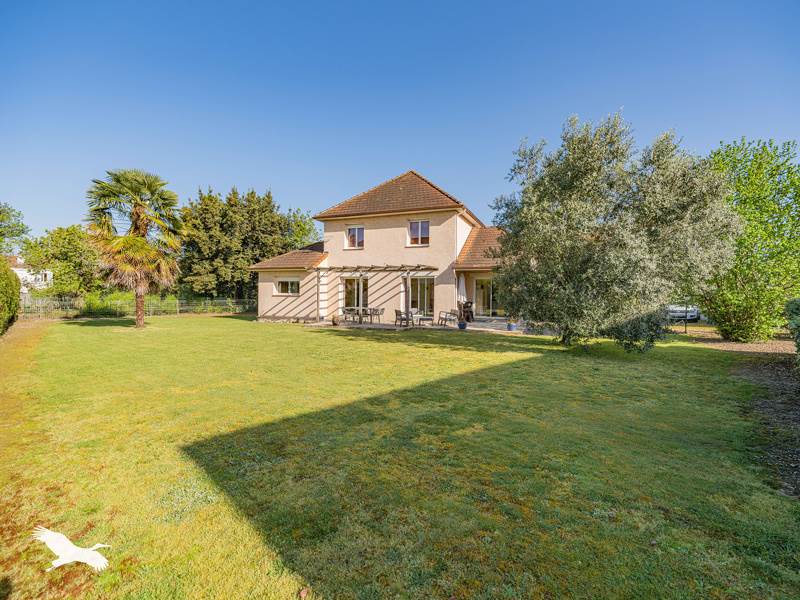 Vente Maison ARTIX - 7 pièces -160 m² - (64170)