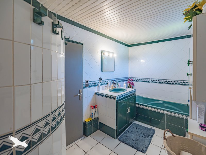 Vente Maison DOAZON - 10 pièces -327 m² - (64370)