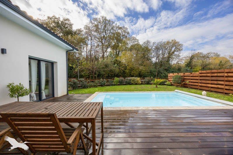 Vente Maison SAUBRIGUES - 6 pièces -148 m² - (40230)