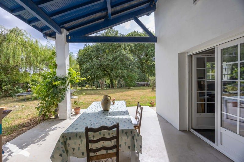 Vente Maison BIAUDOS - 5 pièces -156 m² - (40390)