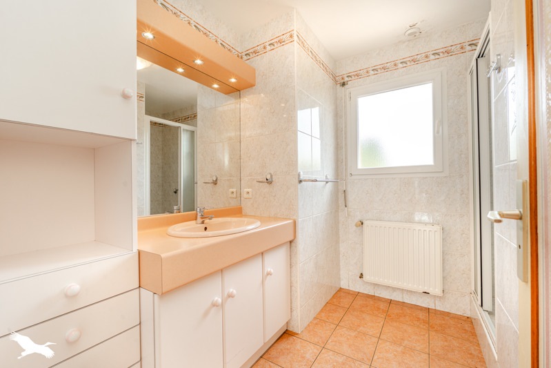 Vente Maison CHATEAULIN - 3 pièces -97 m² - (29150)