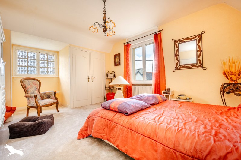 Vente Maison PONT DE BUIS LES QUIMERCH - 7 pièces -142 m² - (29590)