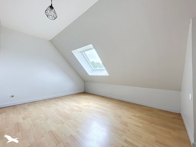 Vente Maison CHATEAULIN - 5 pièces -101 m² - (29150)