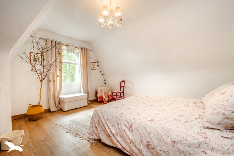 Vente Maison Châteaulin - 7 pièces -207 m² - (29150)