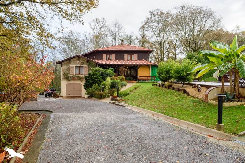 Vente Maison MONTFORT EN CHALOSSE - 6 pièces -200 m² - (40380)