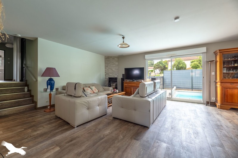 Vente Maison CHAMPCEVINEL - 7 pièces -160 m² - (24750)
