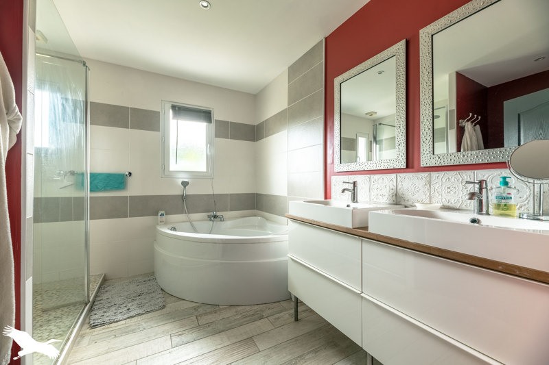 Vente Maison CHAMPCEVINEL - 7 pièces -160 m² - (24750)