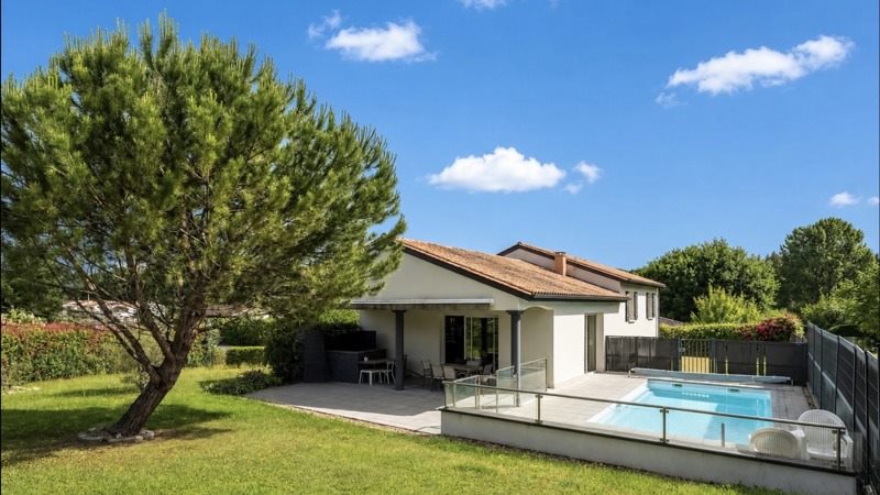 Vente Maison CHAMPCEVINEL - 7 pièces -160 m² - (24750)