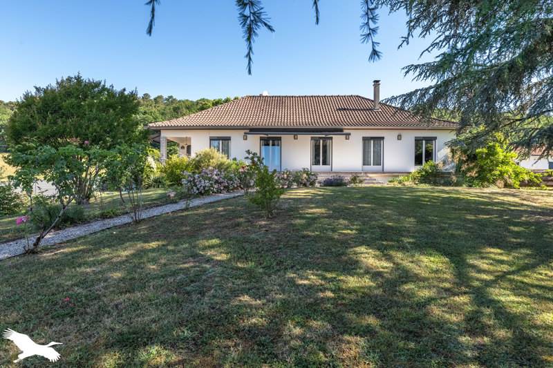Maison 8 pièces 258 m² · à Trélissac · 258 m² · 359 040 €