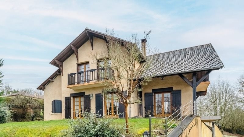 Vente Maison ESCOIRE - 5 pièces -152 m² - (24420)