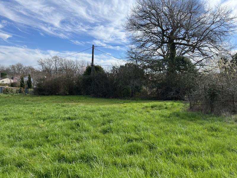 Terrain à vendre · à Coulounieix-Chamiers · 62 700 €