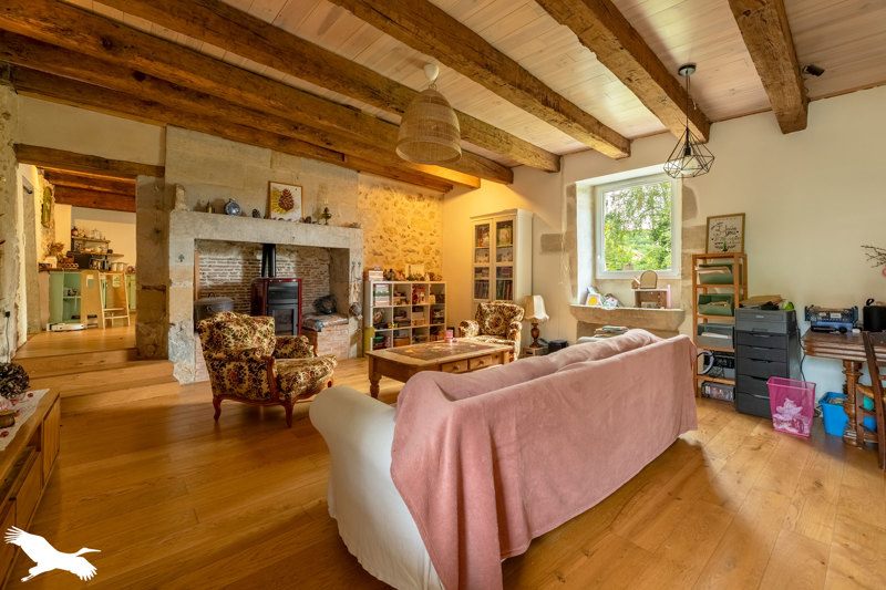 Vente Maison ESCOIRE - 6 pièces -130 m² - (24420)