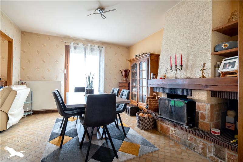 Vente Maison SAUMUR - 7 pièces -171 m² - (49400)