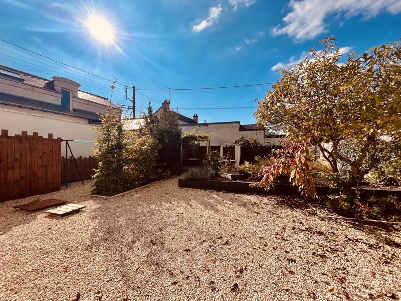Vente Maison SAUMUR - 4 pièces -67 m² - (49400)
