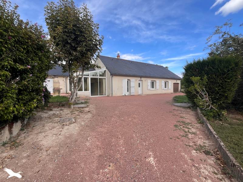 Maison 6 pièces 125 m² · à Distré · 125 m² · 228 000 €