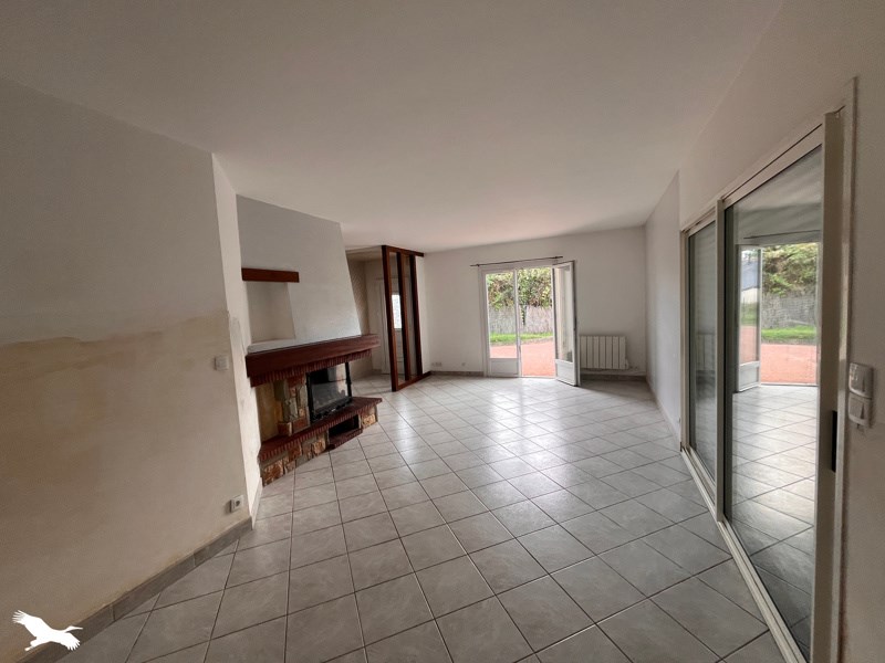 Vente Maison Distré - 6 pièces -125 m² - (49400)