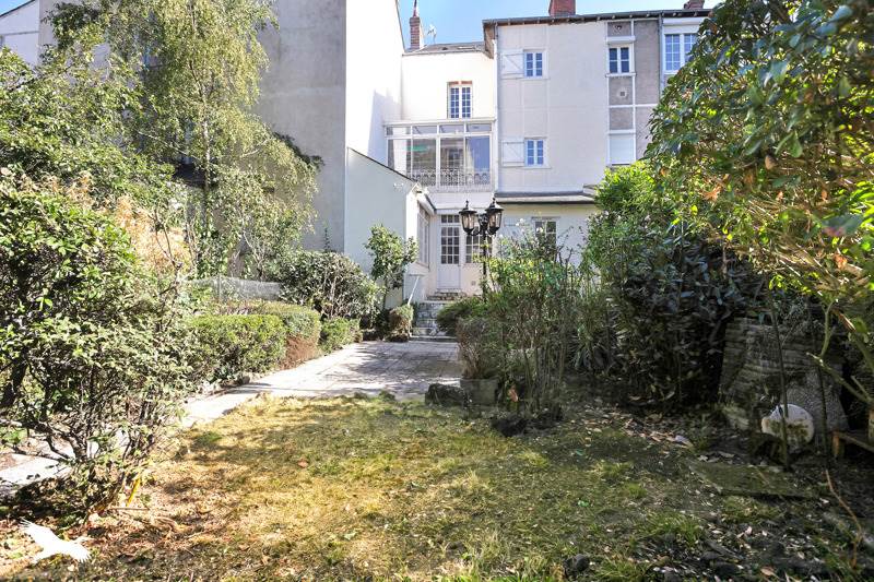 Vente Maison TOURS - 10 pièces -234 m² - (37000)