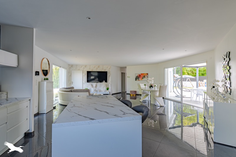 Vente Maison BONNETAN - 6 pièces -135 m² - (33370)
