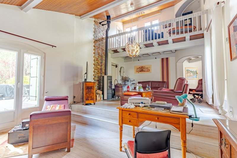 Vente Maison FARGUES ST HILAIRE - 6 pièces -173 m² - (33370)