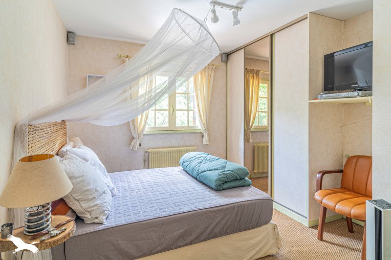 Vente Maison Fargues-Saint-Hilaire - 5 pièces -135 m² - (33370)