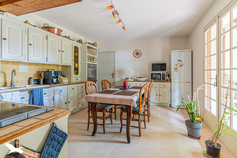 Vente Maison Fargues-Saint-Hilaire - 5 pièces -135 m² - (33370)