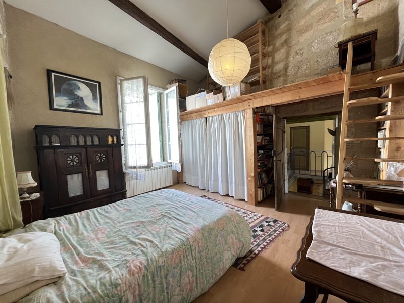 Vente Maison LUNEL VIEL - 8 pièces -199 m² - (34400)