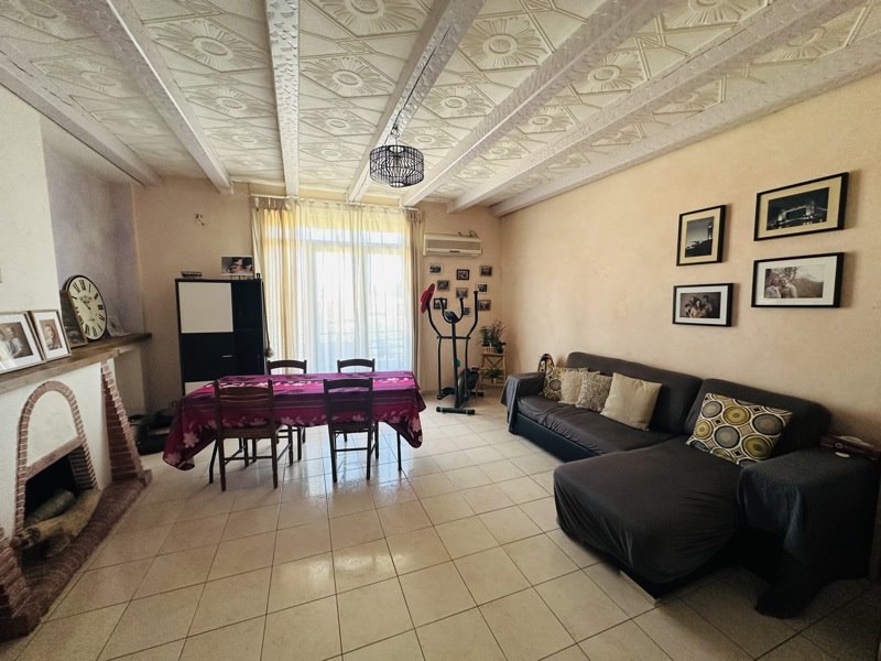 Vente Appartement LUNEL - 3 pièces -78 m² - (34400)