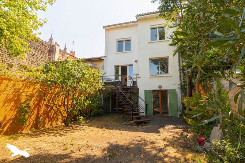 Vente Maison Bordeaux 33800 5 pièces - 157 m²
