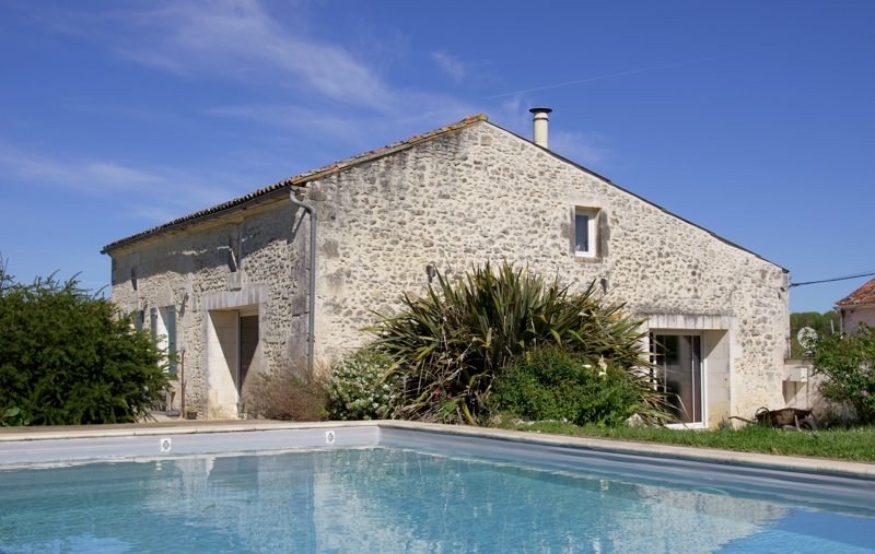 Vente Maison CHERMIGNAC - 7 pièces -201 m² - (17460)