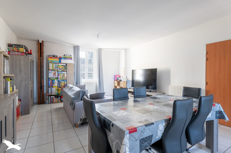 Vente Appartement SAINTES - 3 pièces -72 m² - (17100)