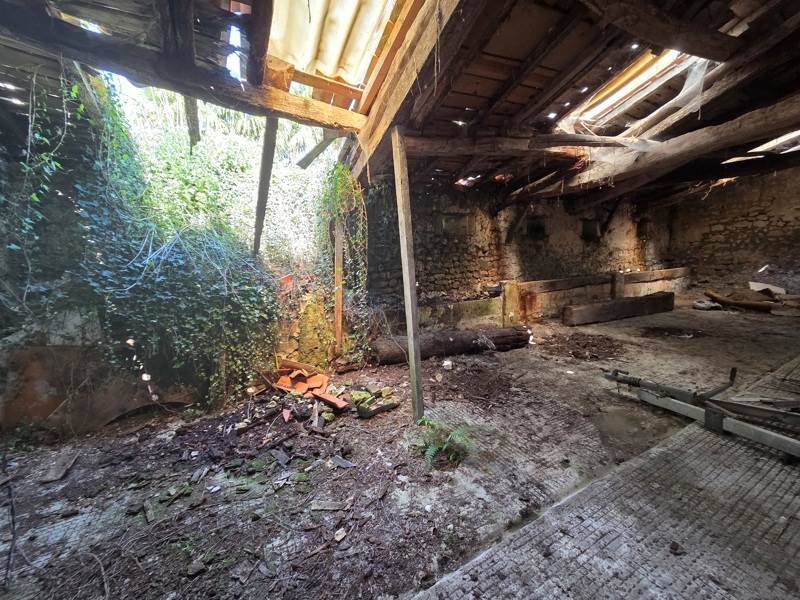 Vente Grange SAINTES - 1 pièce -224 m² - (17100)