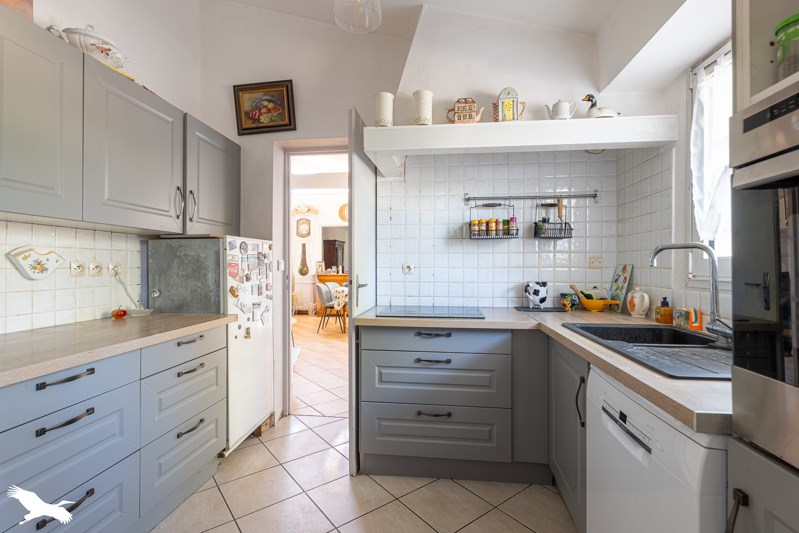 Vente Maison VARZAY - 7 pièces -119 m² - (17460)